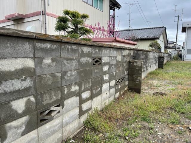 敷地東側ブロック塀
