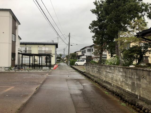 南側道路辺です。