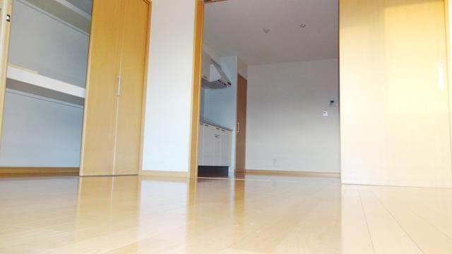 洋室よりＬＤＫ