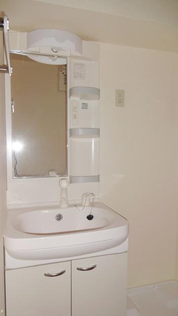 シャワー付洗面化粧台