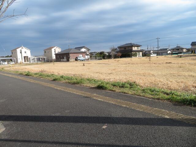 北西　　主道路側　　２