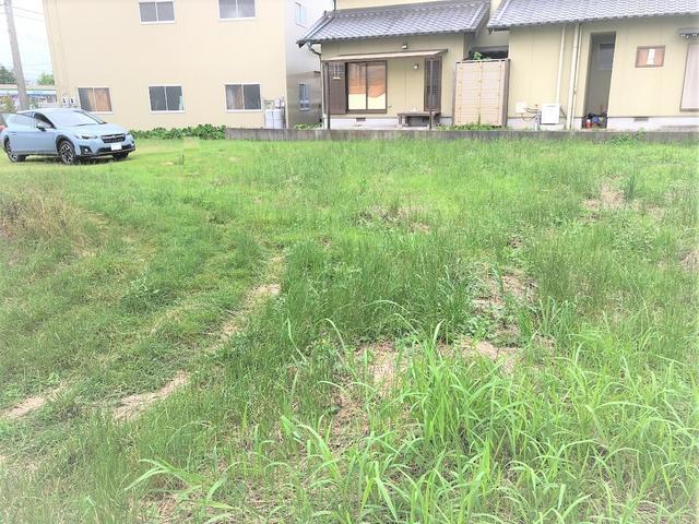 西側からの外観です