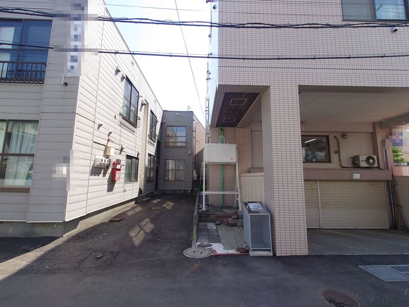 隣地境界線付近