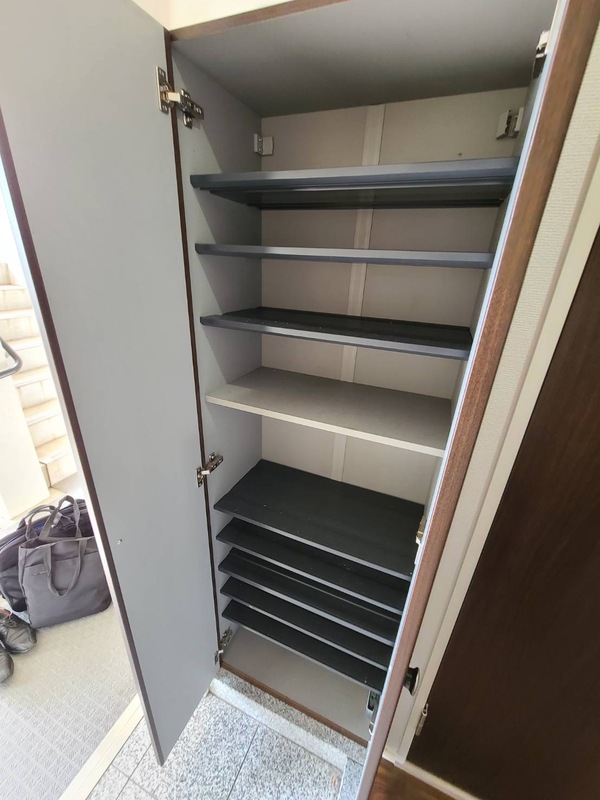 シューズボックス