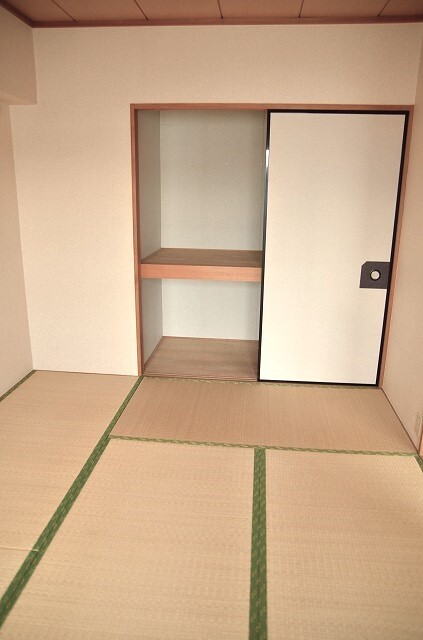 和室　収納たっぷり