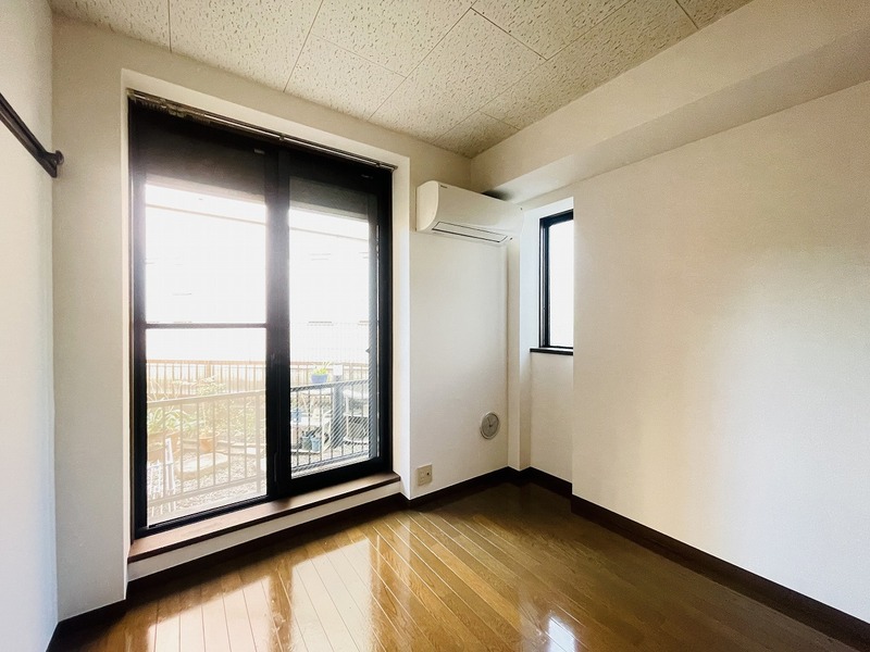 エアコン付きです。