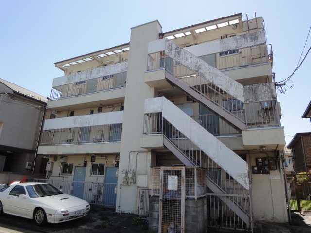 エントランス側