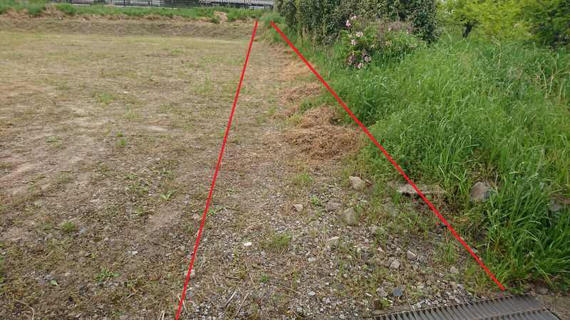 北側道路（公道約1.8ｍ：セットバック要）