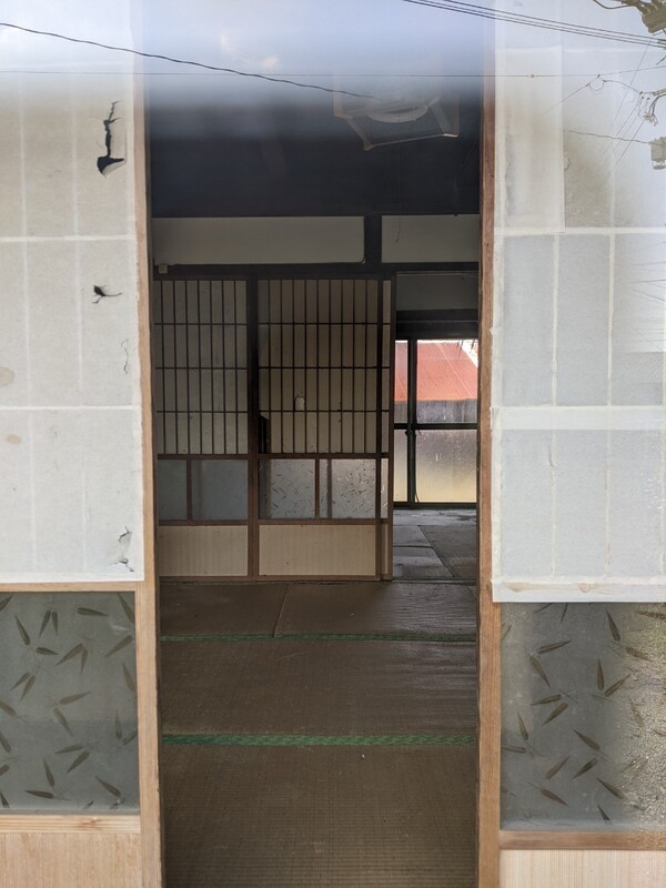 和室（南側より撮影）