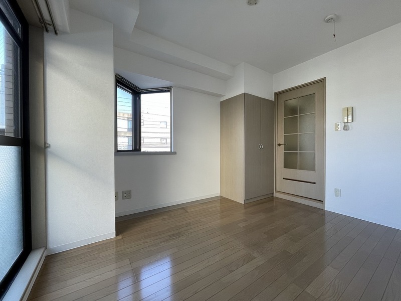 大容量収納付きです。