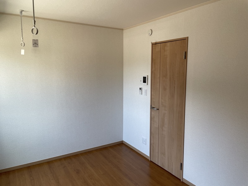 ＴＶモニターインターホン　室内物干し