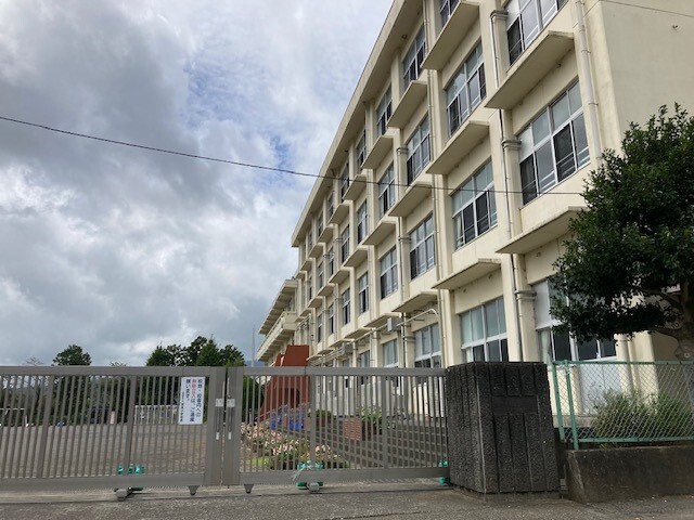 ≪深良中古住宅≫お問合せ：0550-77-5836 担当：杉山