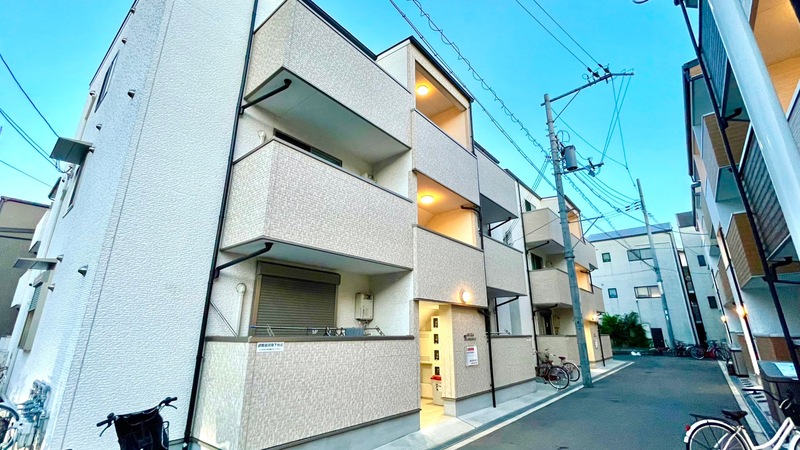 buildingImage
