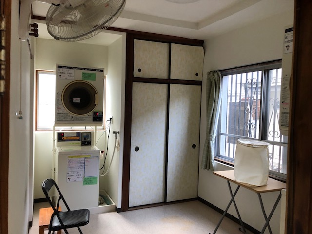 コインランドリー