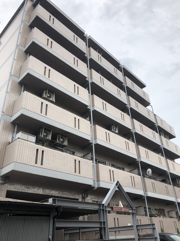 buildingImage