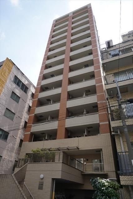 メビウス新宿御苑の外観