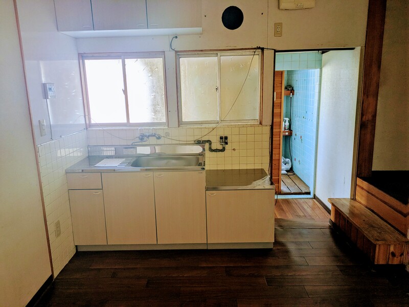 流し台交換済みです。