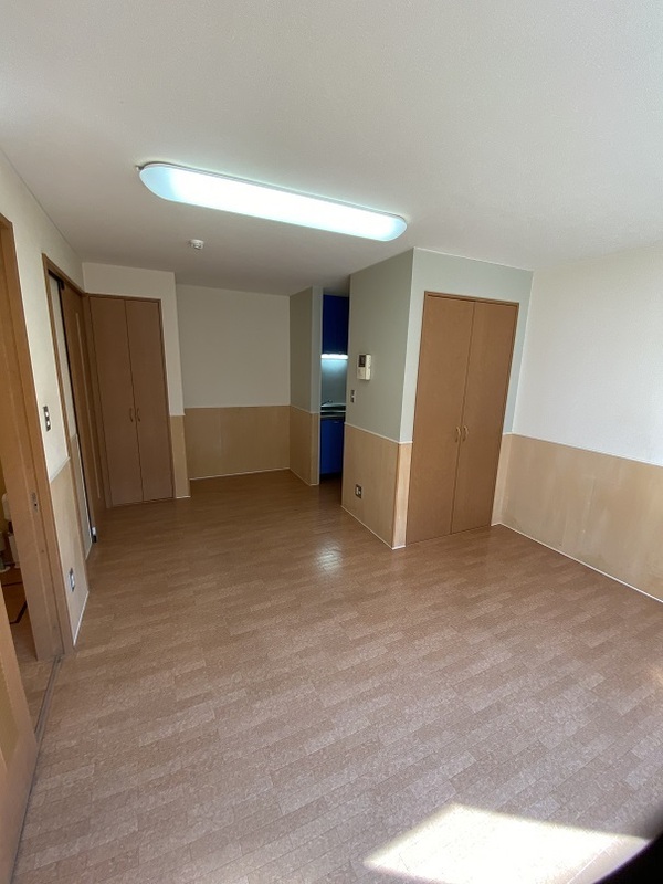 窓側からみた部屋全体（参考写真）