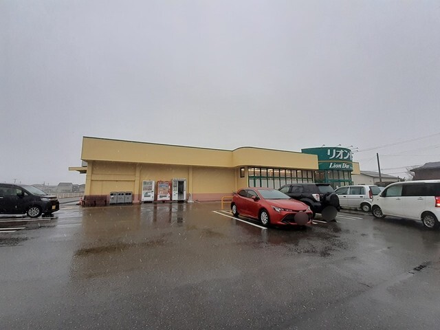 リオンドール西川店