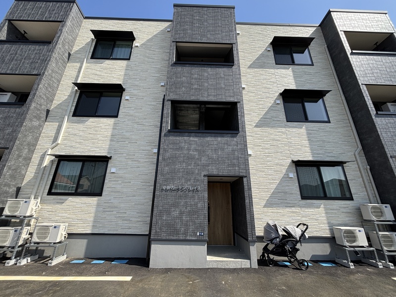 buildingImage