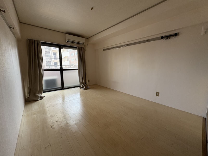 洋室※原状回復工事前