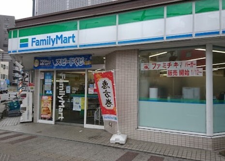 ファミリーマート わらび西口店