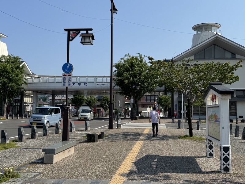 伊万里駅魔の前