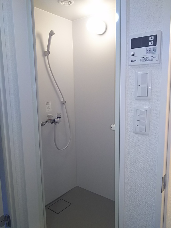 シャワー