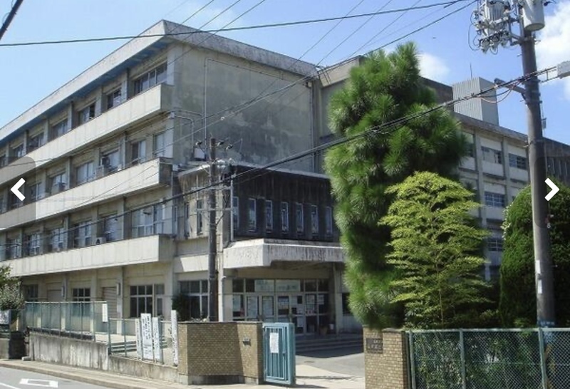長岡京市立長岡第二中学校