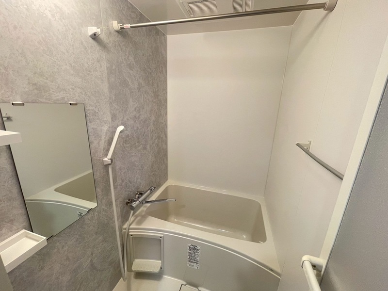 浴室暖房乾燥機・２４時間換気システム付き！