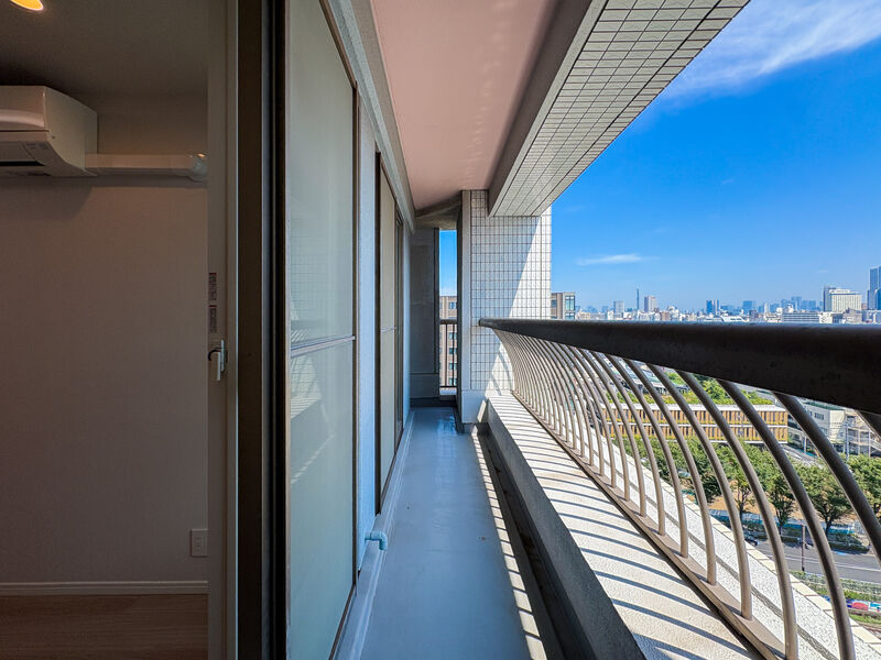 L字型のバルコニーです。