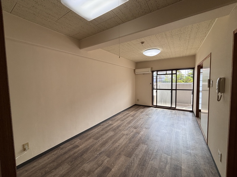 リビングダイニング