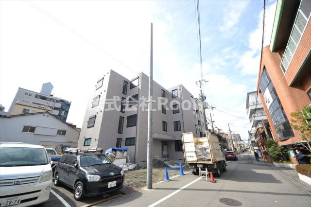 buildingImage