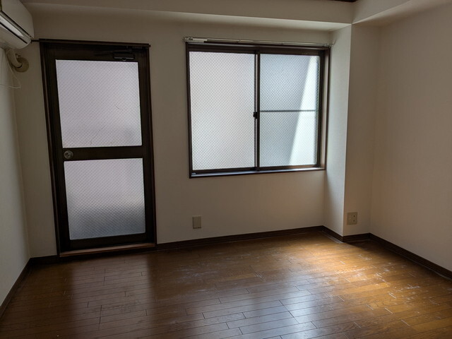 洋室６畳　※クリーニング中