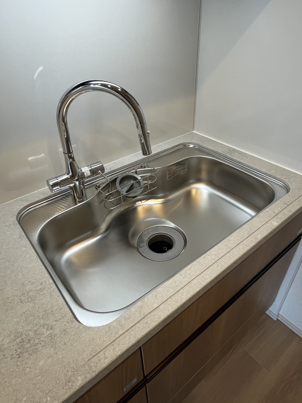 タッチレス水栓、ディスポーザー付