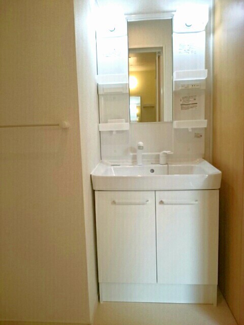 シャワー付き洗面台