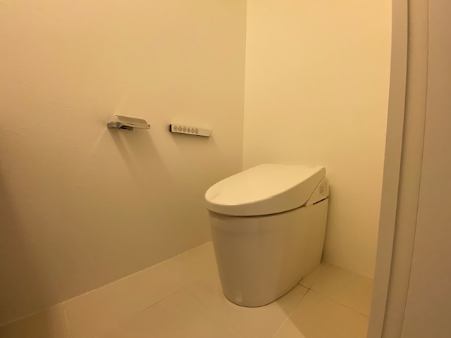 タンクレストイレ