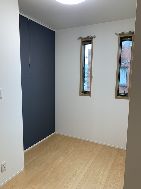 アクセントクロスにはピクチャーレール付