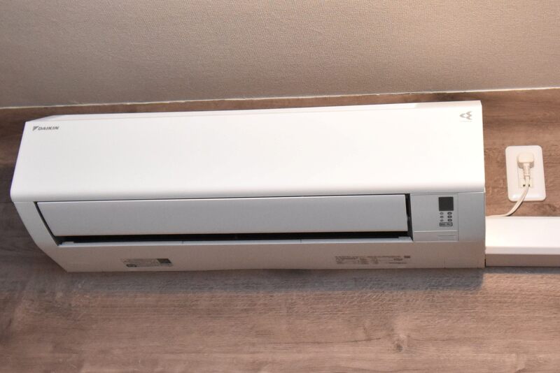 西側洋室5.5帖　エアコン　2024年製