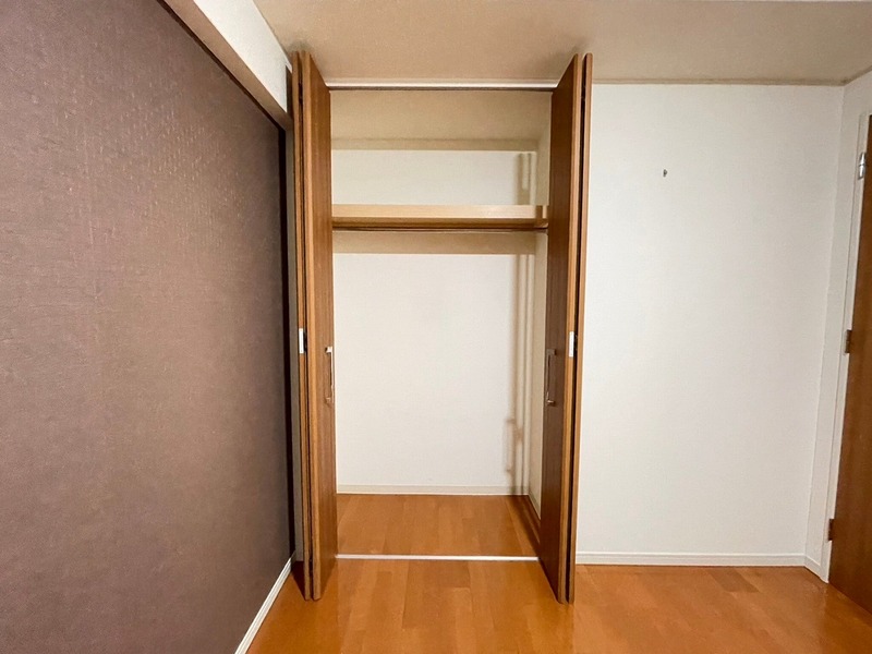 洋室６帖　クローゼット