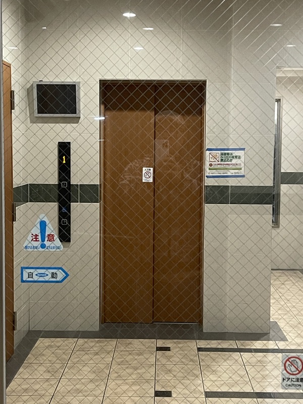 エレベーターホール