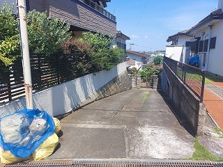 敷地延長部分　幅約3ｍ