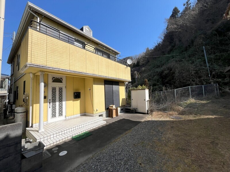 観光地の賑わいから少し離れ、心落ち着くひとときを。徒歩6分の物件になります。