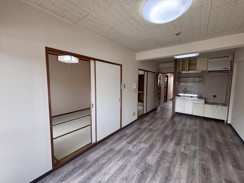 リビングダイニング(105号室）