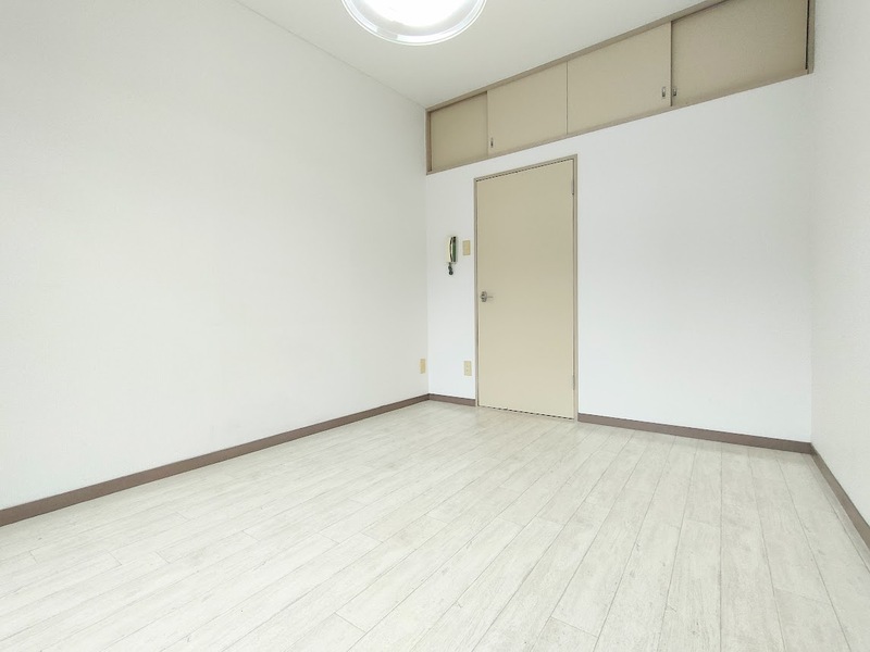 天井部分に収納付き