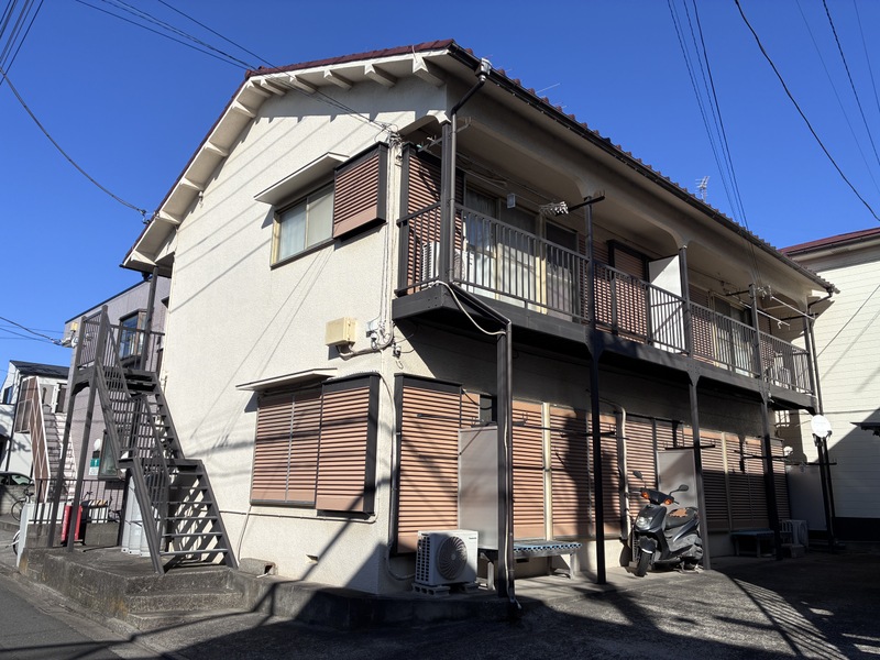 静かな住環境の日当たり良い物件です