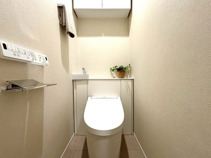 ウォシュレット型トイレです☆