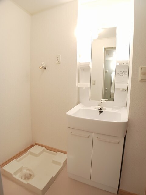 洗面化粧台、室内洗濯機置き場