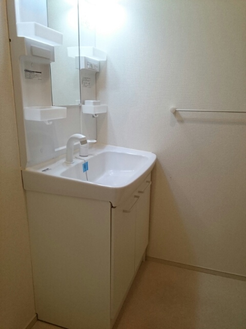 シャワー付き洗面台