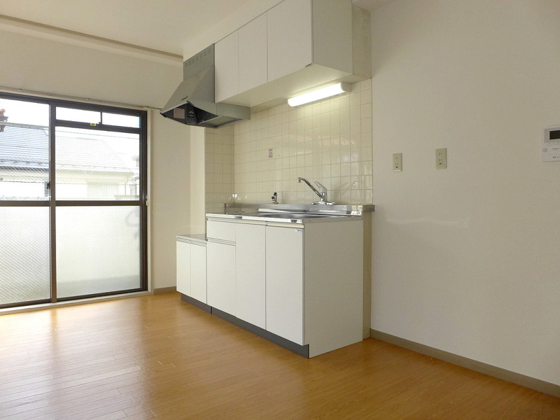 キッチンは新品